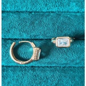 Glimmering Grace Studs Earrings
