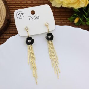 Effortless Flower Diamond Earrings