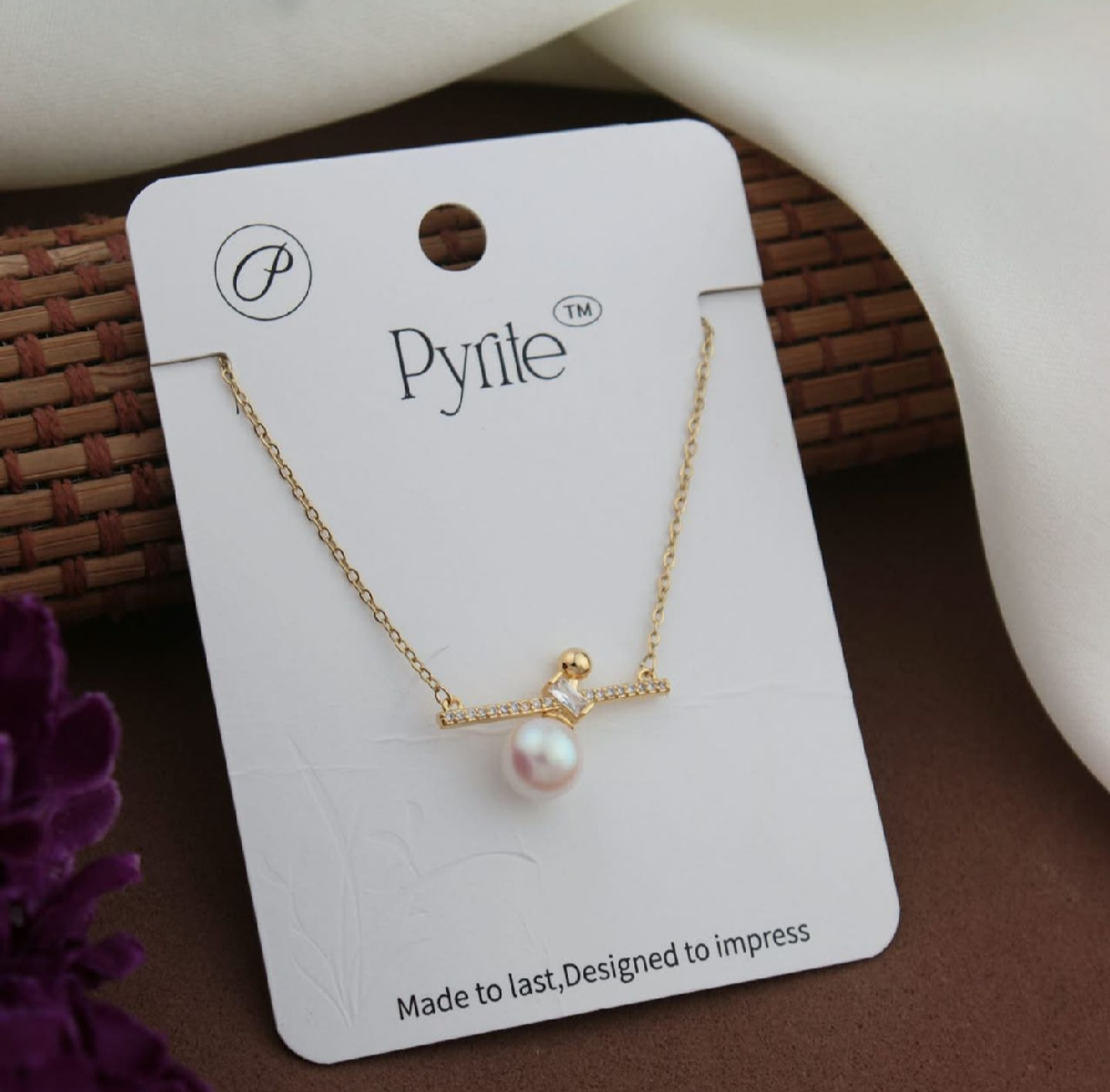 Pearl Classic Chain Pendant